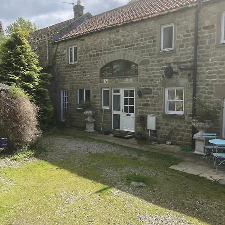 1mb 3 Bedroom Stone Stunning Location 度假居